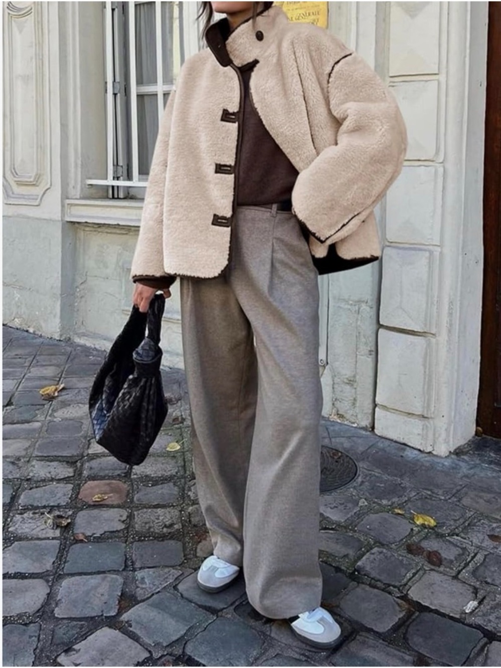 Faux Shearling Jacket Women’s Medium Beige Brown Trim Button Down NWT - Picture 5 of 9